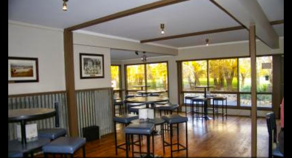 Jugiong Motor Inn | lodging | 145 Riverside Dr, Jugiong NSW 2726, Australia | 0269454269 OR +61 2 6945 4269