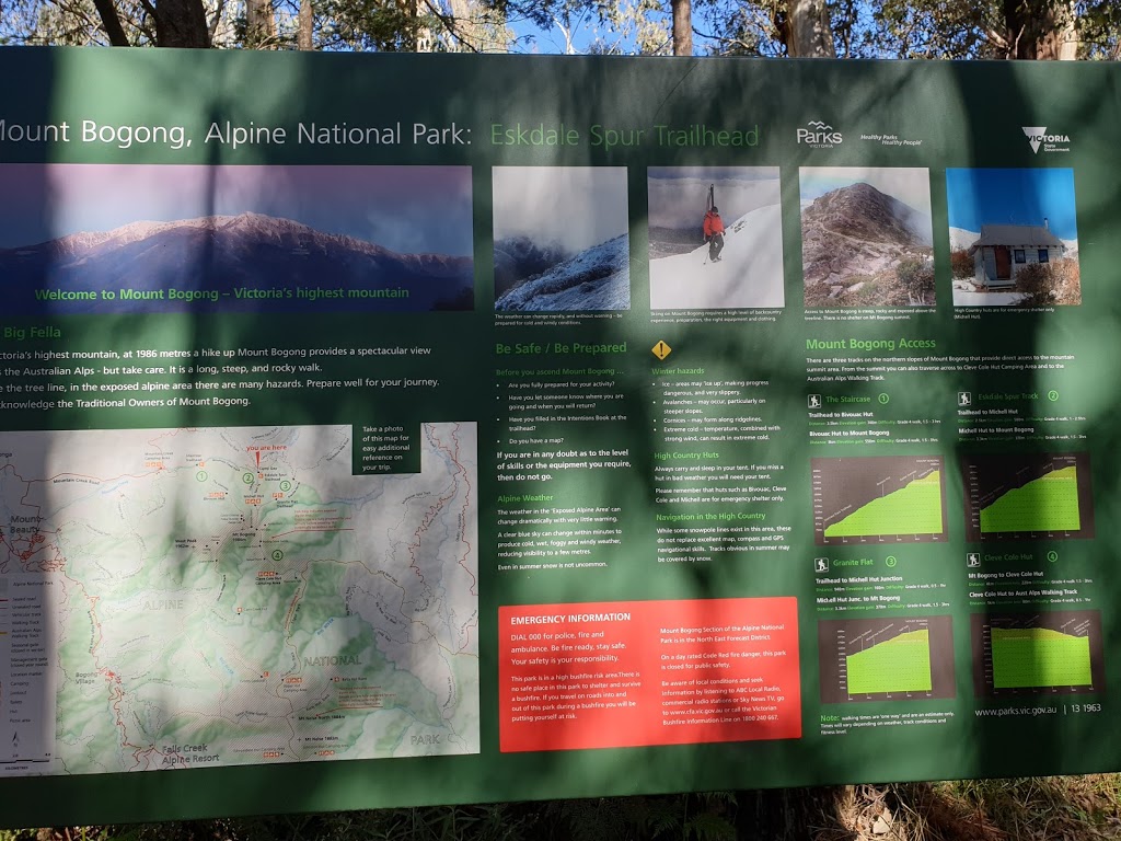 Camp Creek Gap Carpark & Winter Gate | park | Unnamed Rd, Mitta Mitta VIC 3701, Australia | 131963 OR +61 131963