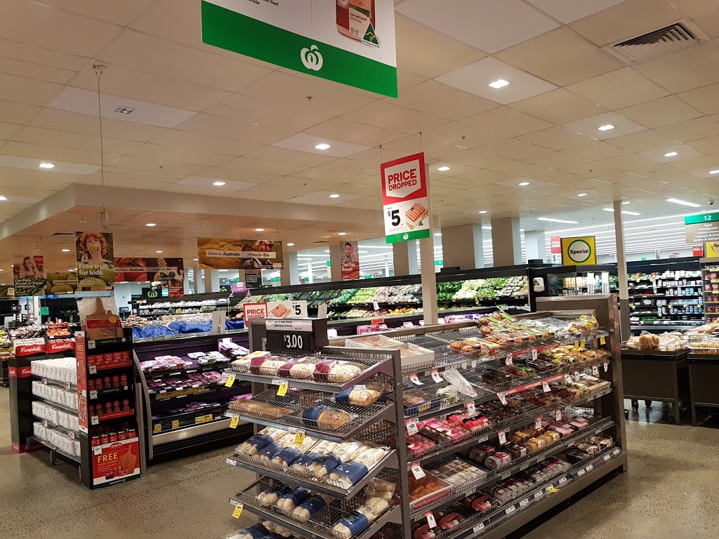 Woolworths Beaconsfield | supermarket | 28 Sylvia Rd, Beaconsfield VIC 3807, Australia | 0387933349 OR +61 3 8793 3349
