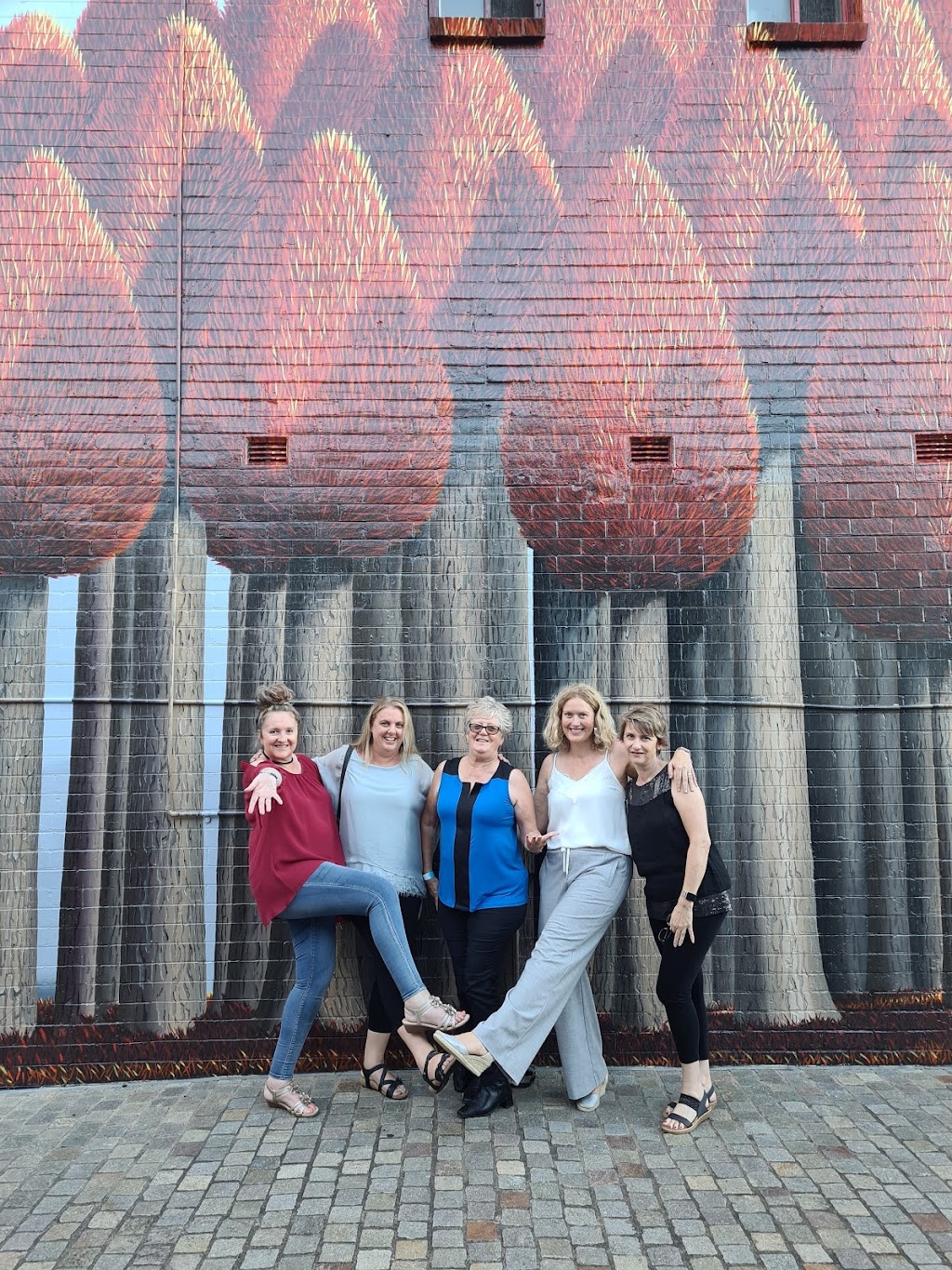 Umbrella Events & Tours | 106 Robert St, Tenambit NSW 2323, Australia | Phone: 0429 304 030