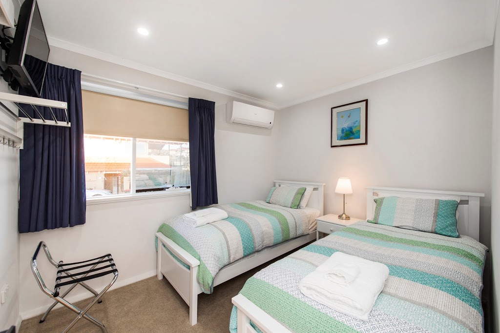 North Beach bed and breakfast WA | lodging | 13A Sholl Ave, North Beach WA 6020, Australia | 0438553424 OR +61 438 553 424