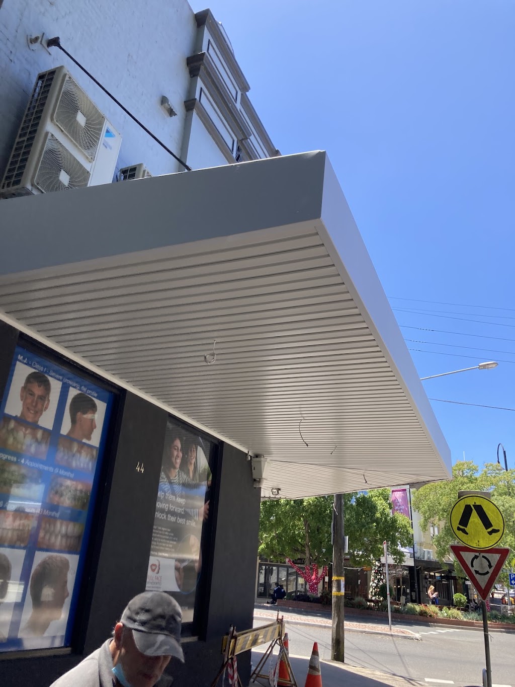 M&J Shop Awnings | 99 Hunter St, Condell Park NSW 2200, Australia | Phone: (02) 9790 2443