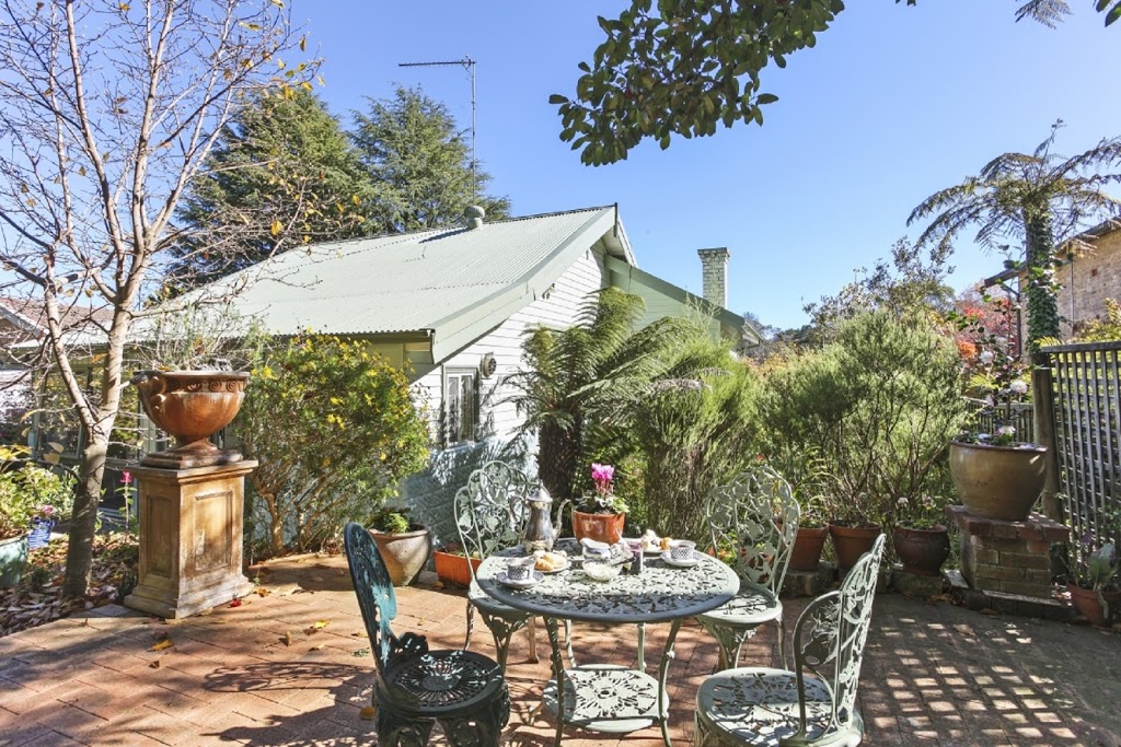 Katoomba Green Gables | 16 Kundibar St, Katoomba NSW 2780, Australia | Phone: 0413 728 154