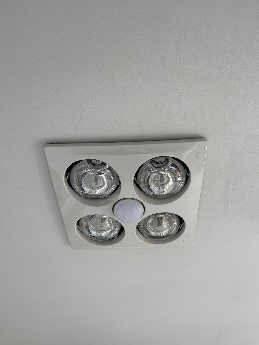 BRM Electrical Solutions Pty Ltd | 10 Wanawong St, Belimbla Park NSW 2570, Australia | Phone: 0406 979 881