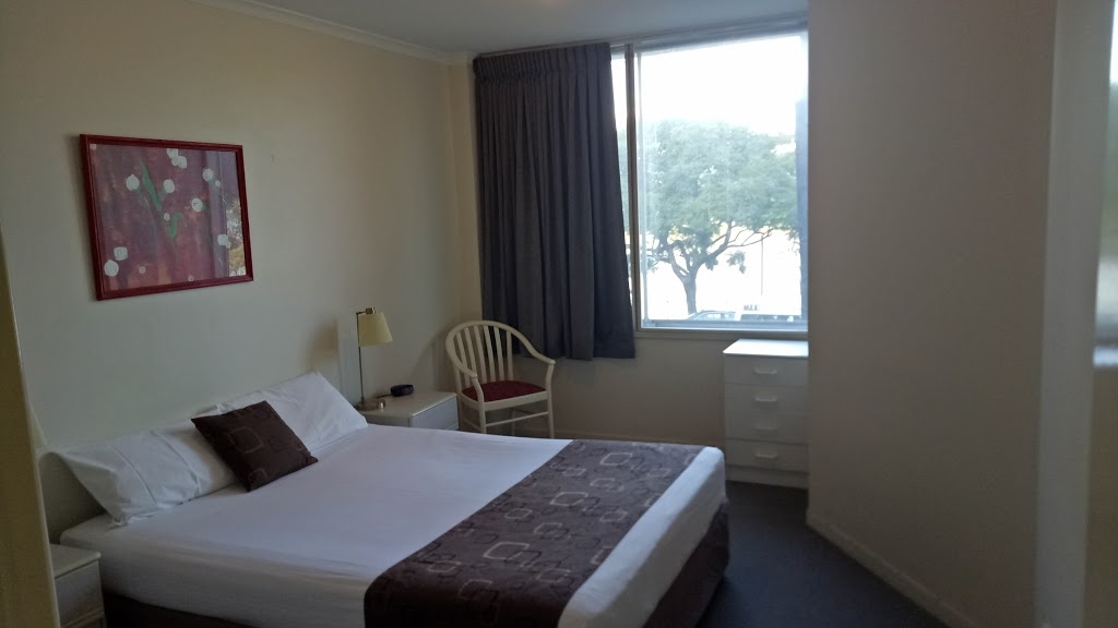 Chasely Apartment Hotel | lodging | 435 Coronation Dr, Torwood QLD 4066, Australia | 0733714000 OR +61 7 3371 4000