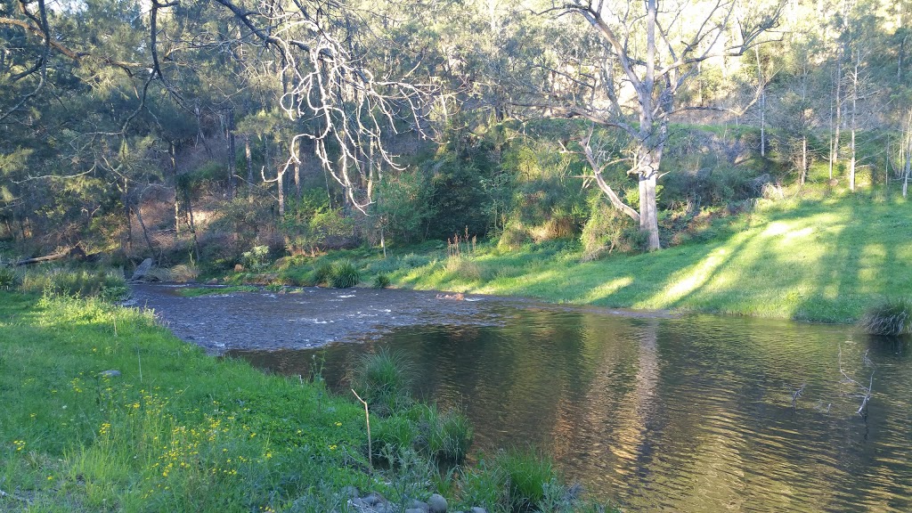 Aysgarth Cottage Gloryvale | 2091 Thunderbolts Way, Rookhurst NSW 2422, Australia | Phone: (02) 6558 7523