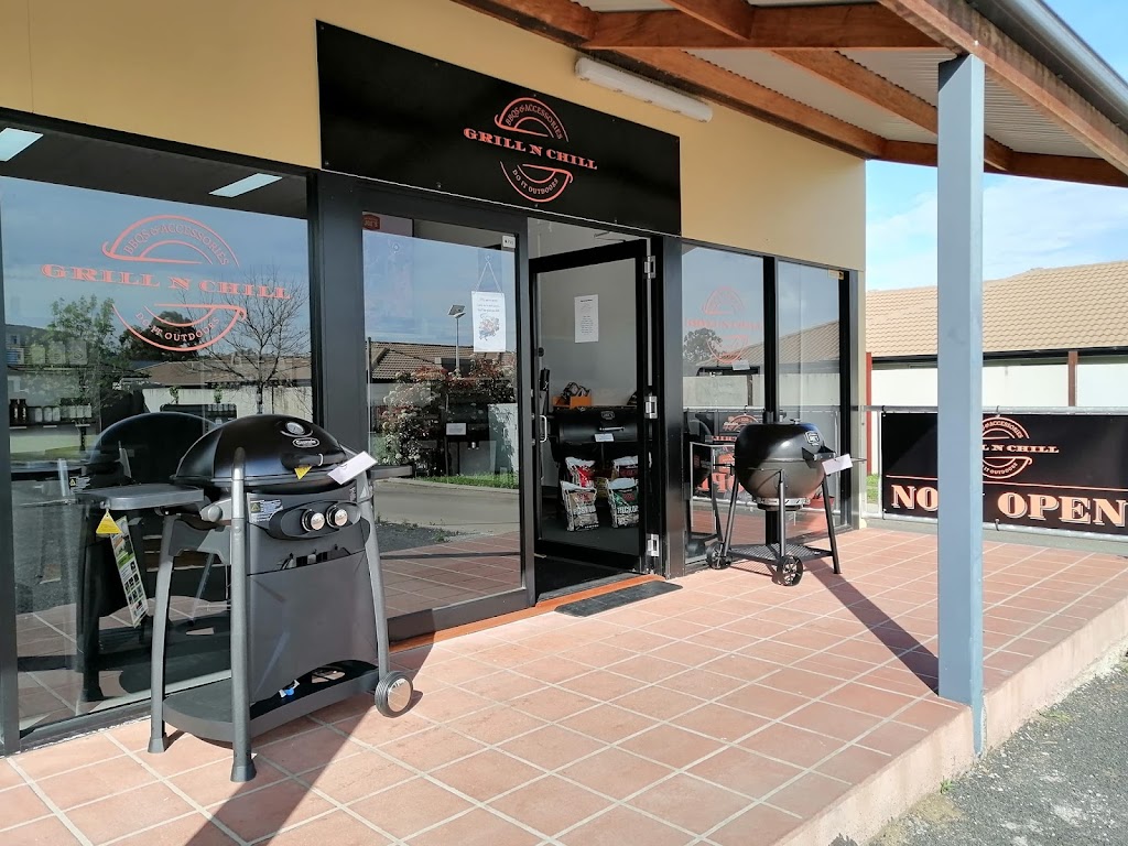 Grill n Chill BBQs | Shop 10/10 Campbell Rd, Calala NSW 2340, Australia | Phone: 0493 477 100