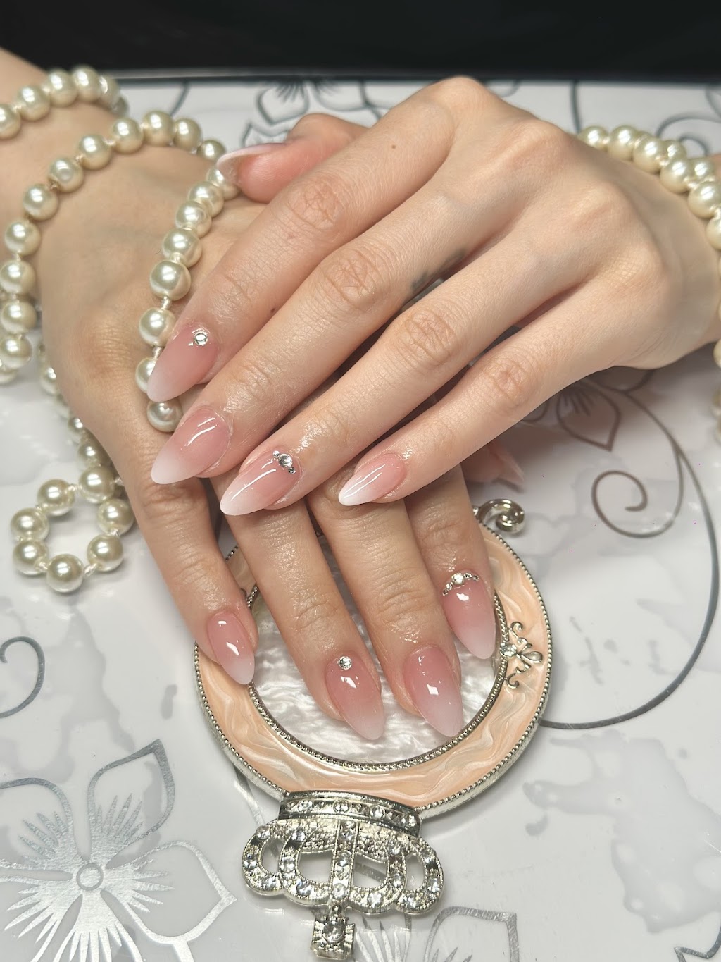 Nails Lash by Rosie( HOME STUDIO) | Kubor St, Glenfield NSW 2167, Australia | Phone: 0432 694 986