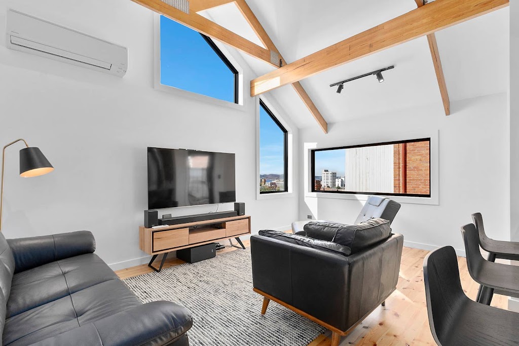 Hobart Short Stay Accommodation | real estate agency | 73 Balook St, Lauderdale TAS 7021, Australia | 0408917767 OR +61 408 917 767