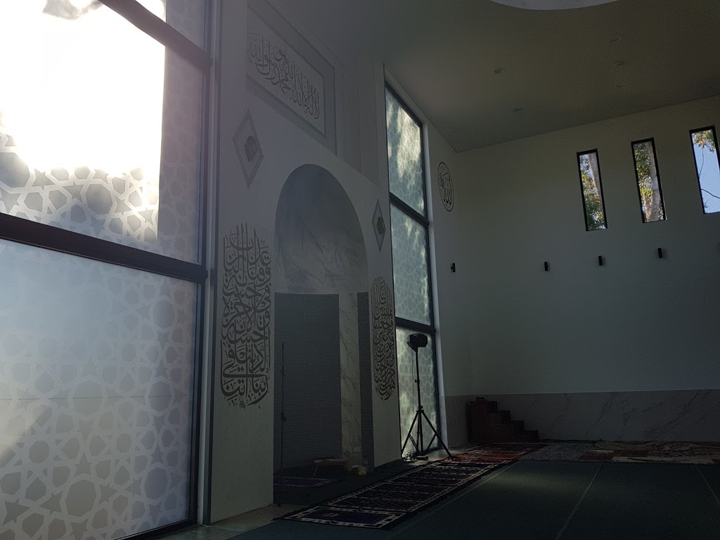Swan Valley Mosque and Islamic Centre | mosque | 2 Smallbrook Retreat, Caversham WA 6055, Australia | 0433360618 OR +61 433 360 618