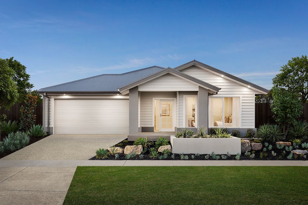 Fairhaven Homes - Orana Estate | 10 Baroda Ave, Clyde North VIC 3978, Australia | Phone: (03) 9704 4076