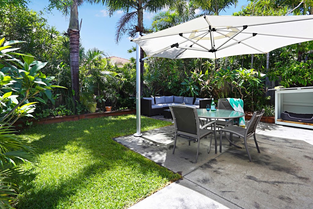 HolidayHomes@Noosa - Jimmys Shout - Pet Friendly | 2/31 Orient Dr, Sunrise Beach QLD 4567, Australia | Phone: (07) 5474 1964