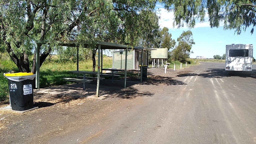 Boolooroo Rest Area | parking | Newell Hwy, Moree NSW 2400, Australia | 132213 OR +61 132213