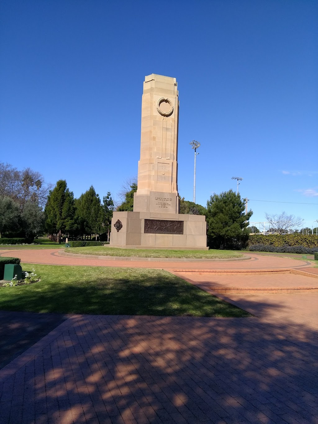 Shrine Of Rememberance | park | Victoria Park, Dubbo NSW 2830, Australia