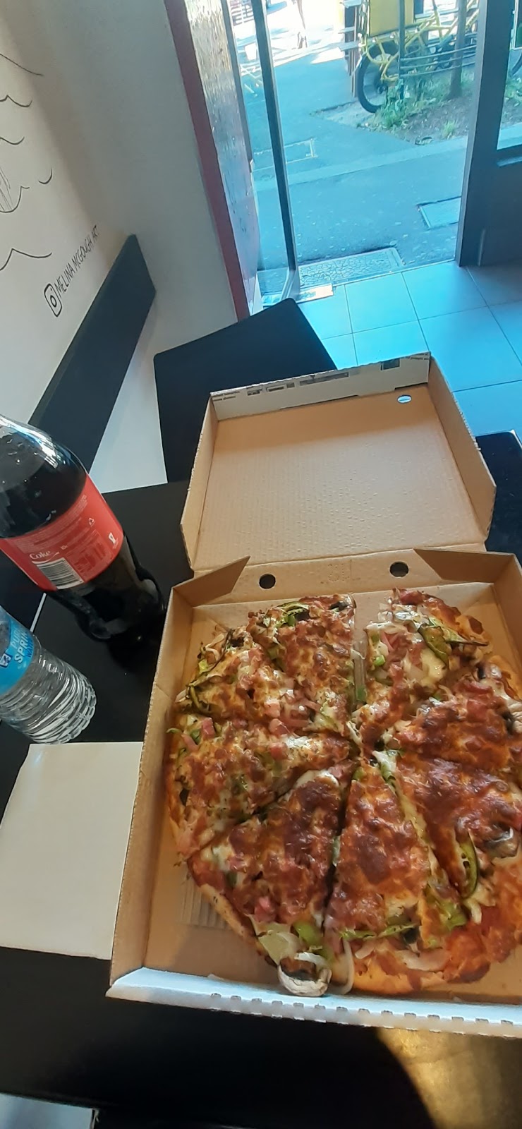 Flames Pizza - St Kilda | 131 Grey St, St Kilda VIC 3182, Australia | Phone: (03) 9593 8337