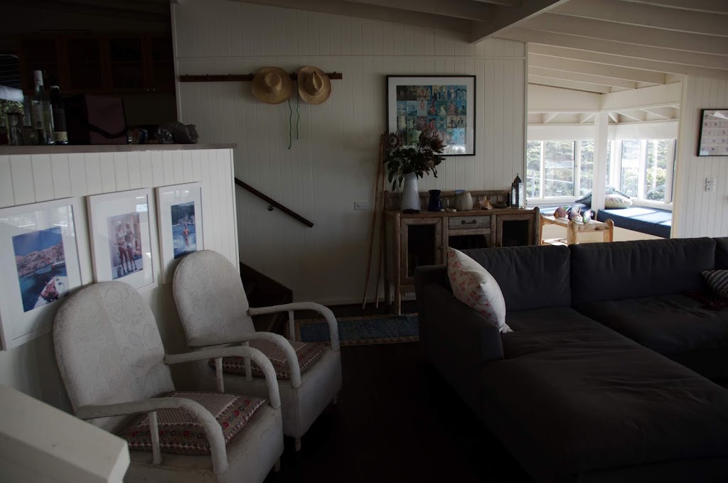 Storm Point Holliday Cottage | lodging | 371 Great Ocean Rd, Marengo VIC 3233, Australia