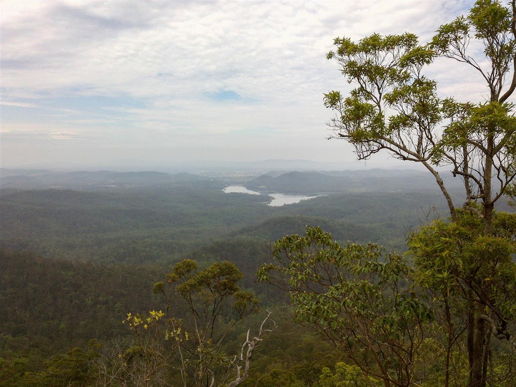 Mermaid Mountain | Lake Manchester QLD 4306, Australia