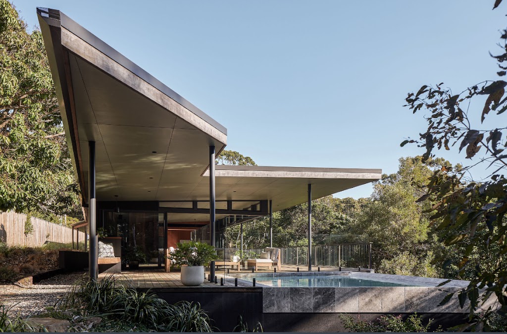 THE ECO LODGE - Byron Beach Retreats | 14 Taylors Lake Rd, Broken Head NSW 2481, Australia | Phone: 0403 617 449