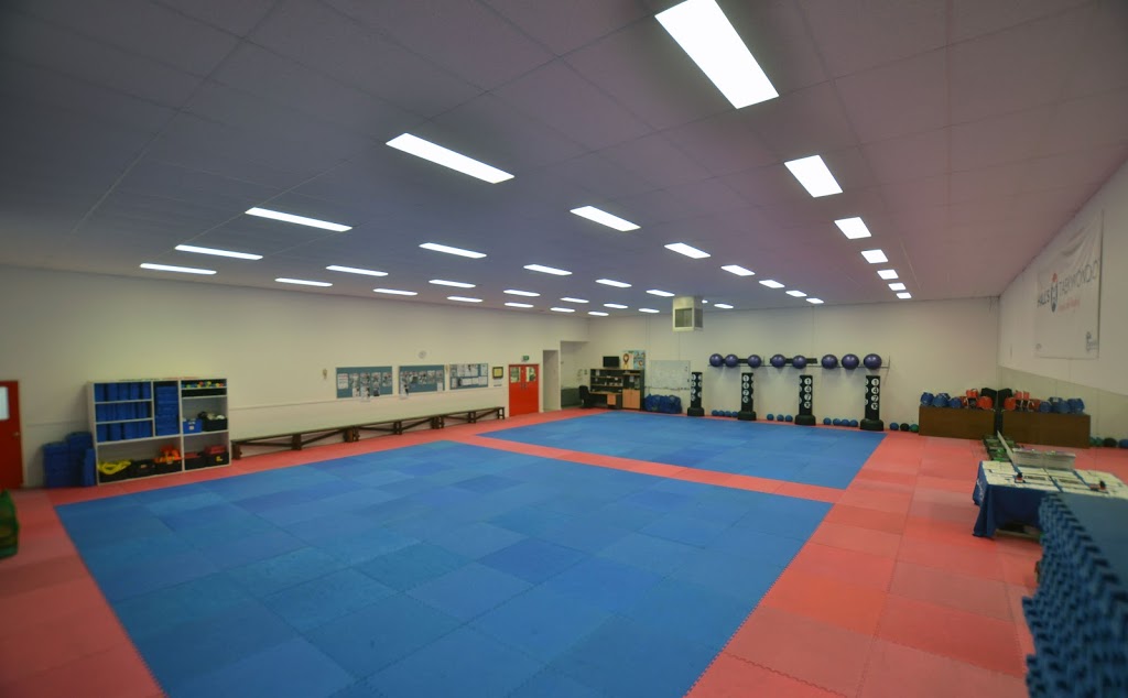 Halls Taekwondo | health | 178 Duke St, Sunshine VIC 3019, Australia | 0393123011 OR +61 3 9312 3011