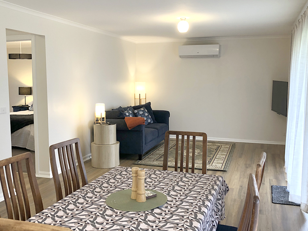 Mellee Cottage | 14 Cope St, Scarsdale VIC 3351, Australia | Phone: 0417 033 774