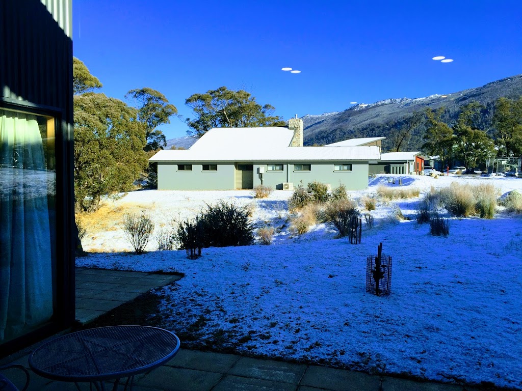 Activate at Lake Crackenback | lodging | 1650 Alpine Way, Crackenback NSW 2627, Australia | 0264513000 OR +61 2 6451 3000