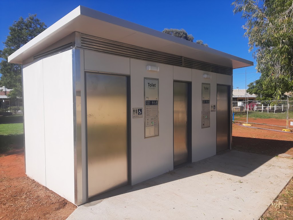 Public Toilet - Bob Poncho Park | Jane St, Cunnamulla QLD 4490, Australia | Phone: (07) 4655 8400