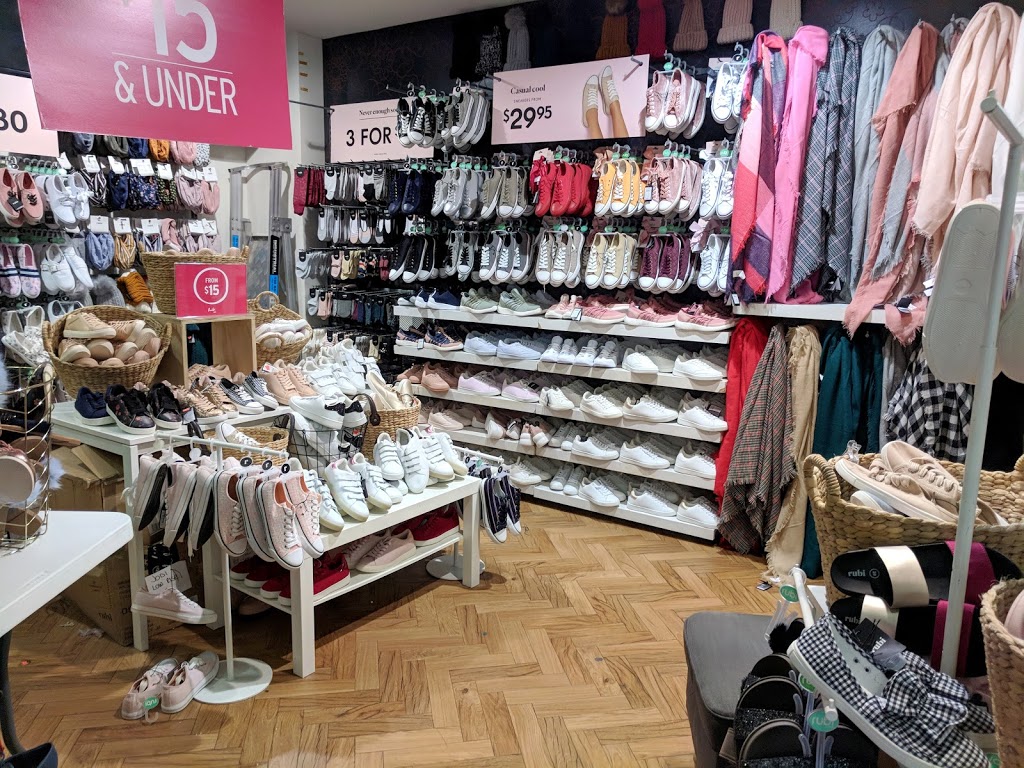 Rubi Shoes | shoe store | Harbourside Shopping Centre / 2-10 Darling Drive, Darling Harbour, Sydney, NSW 2000, Australia, Sydney NSW 2000, Australia | 0292114800 OR +61 2 9211 4800