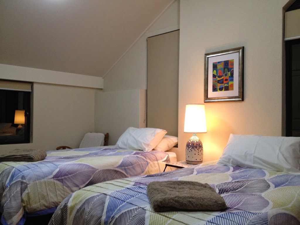 Boulder Lodge | lodging | 1404 Mount Lindesay Rd, Tenterfield NSW 2372, Australia | 0402512538 OR +61 402 512 538