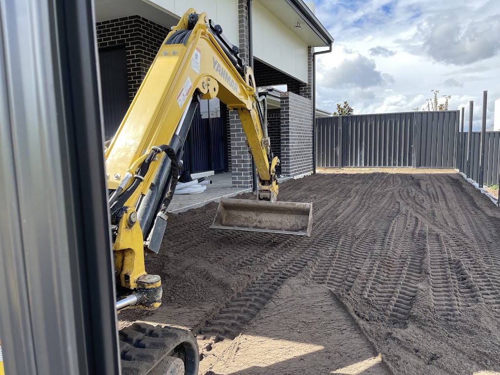 Oz Excavations & Plant Hire | 1803-1807 The Horsley Dr, Horsley Park NSW 2175, Australia | Phone: 0402 769 949