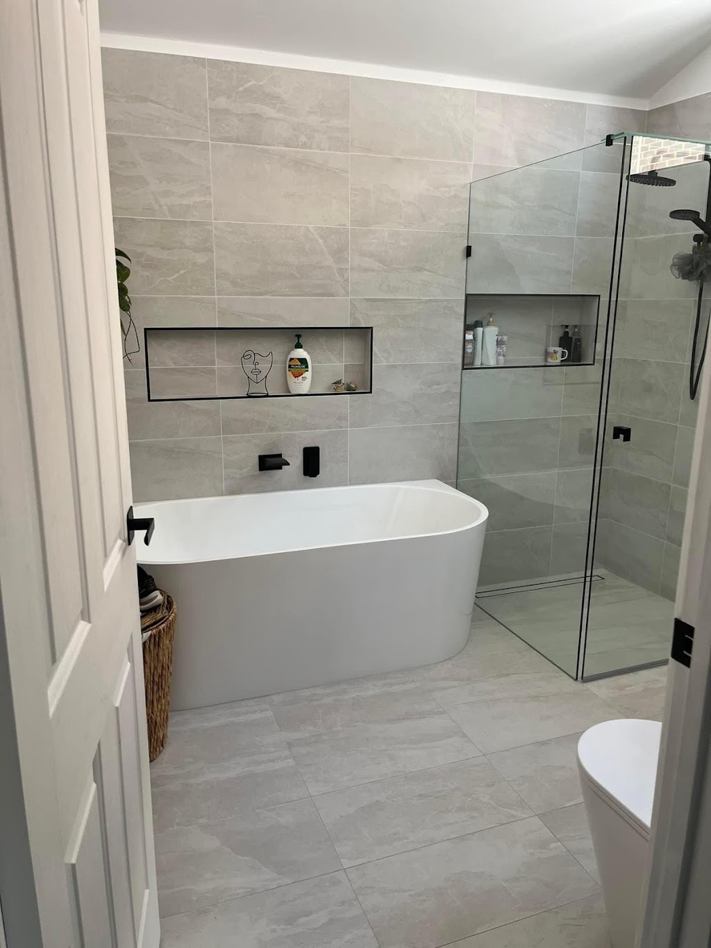 Build It Homes Pty.Ltd | Dianella Cres, Maudsland QLD 4210, Australia | Phone: 0430 008 523