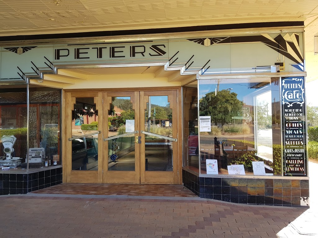 Peters Cafe | restaurant | 76 Maitland St, Bingara NSW 2404, Australia | 0267240060 OR +61 2 6724 0060