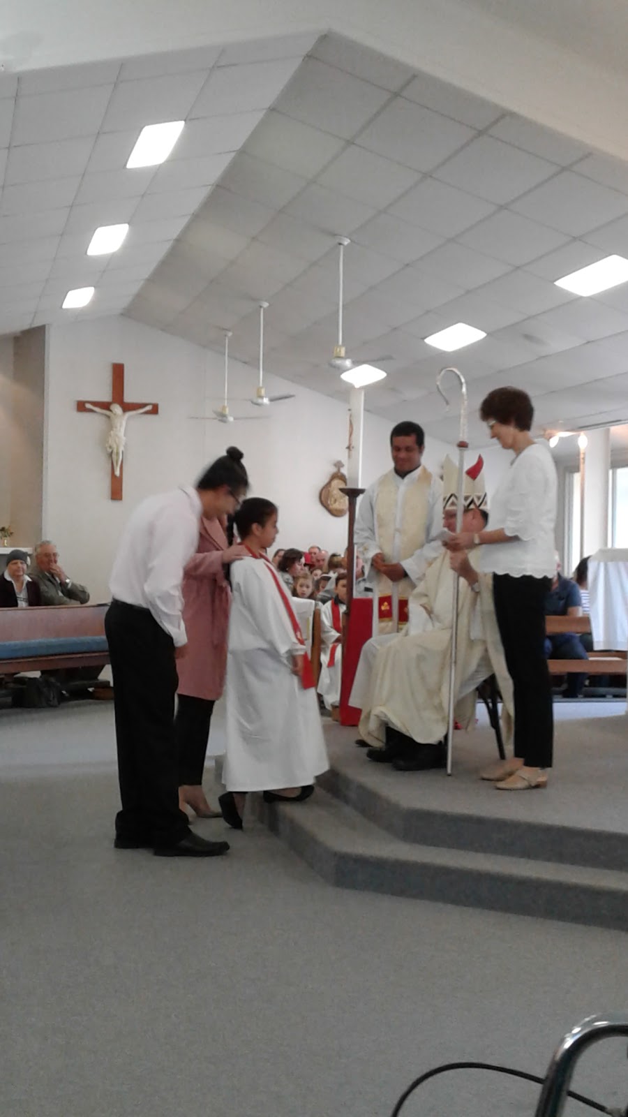 Saint Josephs Catholic Church | 66 Rainbow St, Biloela QLD 4715, Australia | Phone: (07) 4992 1252