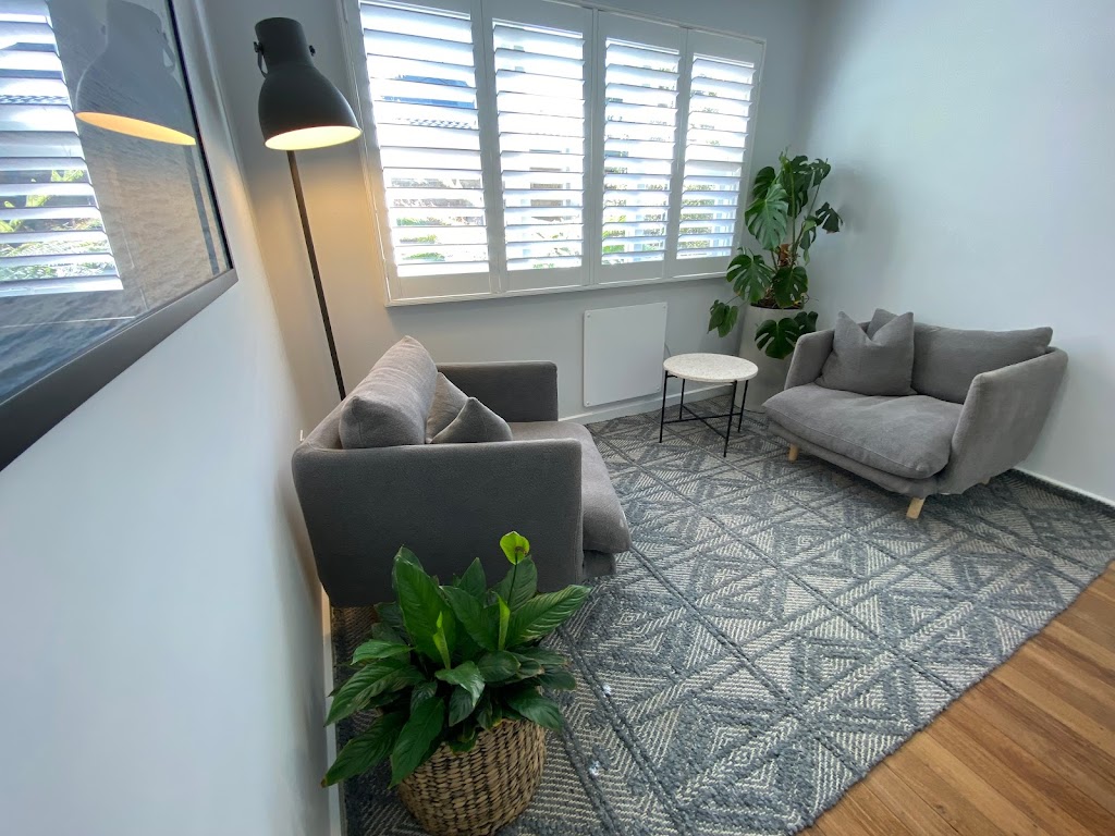 Your Life Therapy | Old Gosford Rd, Wamberal NSW 2260, Australia | Phone: 0493 607 815