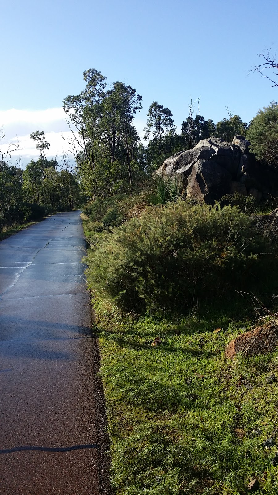 Gooseberry Hill National Park | Zig Zag Scenic Dr, Gooseberry Hill WA 6076, Australia | Phone: (08) 9290 6100