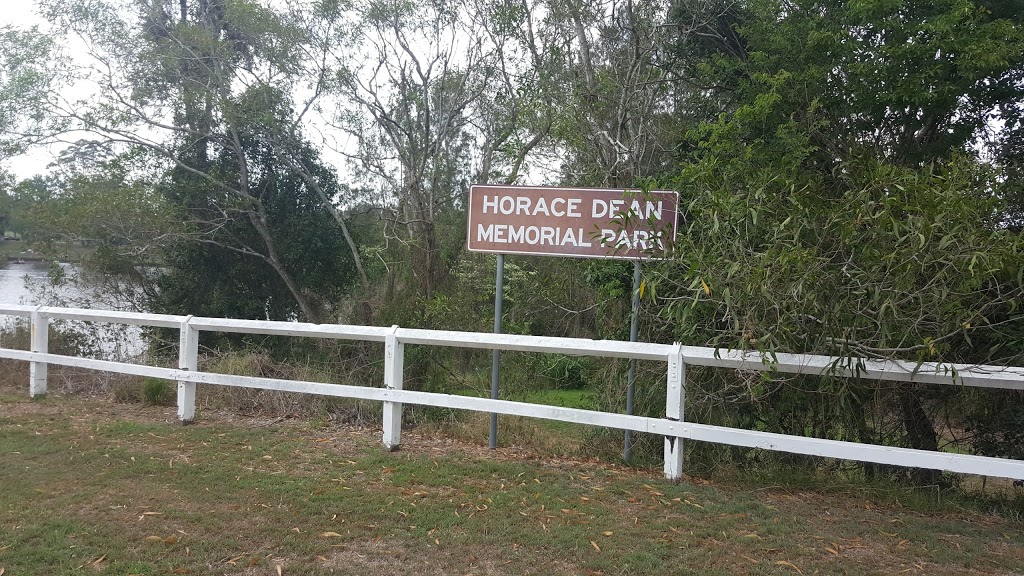 Horace Dean Memorial Park | park | 4 Manchester St, Tinonee NSW 2430, Australia | 0455471158 OR +61 455 471 158