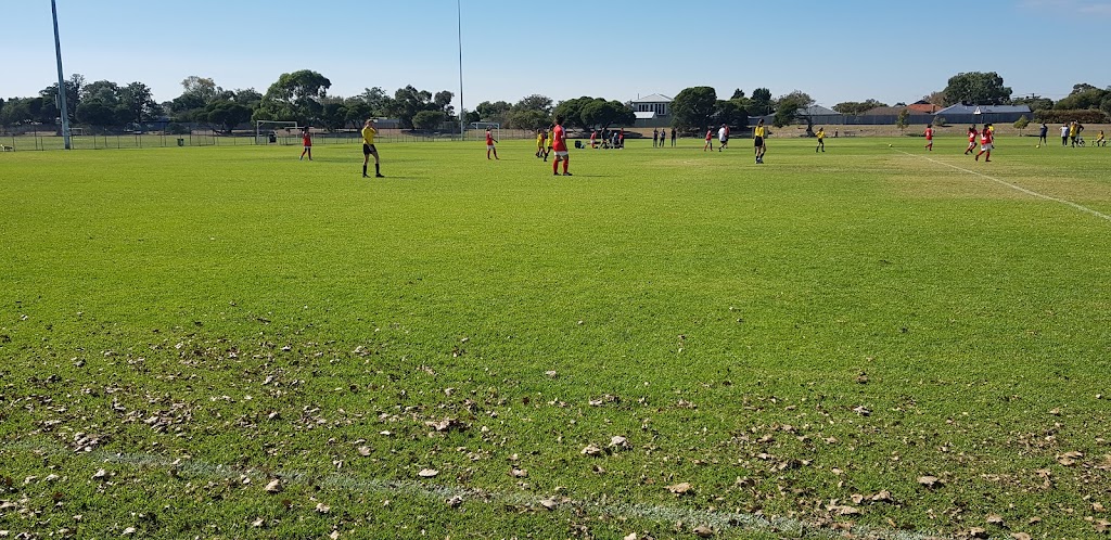 Seaford United Soccer Club | 50 Railway Parade, Seaford VIC 3198, Australia | Phone: (03) 9786 8611