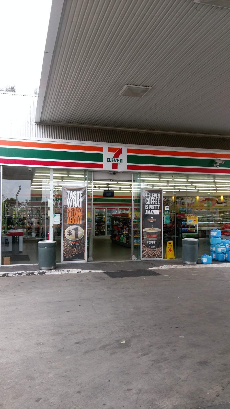 7-Eleven Windsor | convenience store | 12 Hawkesbury Valley Way, Windsor NSW 2756, Australia | 0245775541 OR +61 2 4577 5541