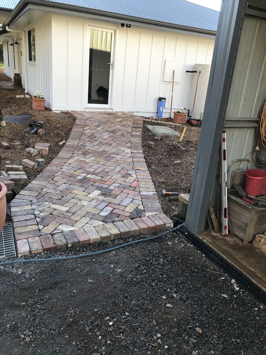 SMB Bricklaying | 2 Roseville Rd, Bomaderry NSW 2541, Australia | Phone: 0466 263 518