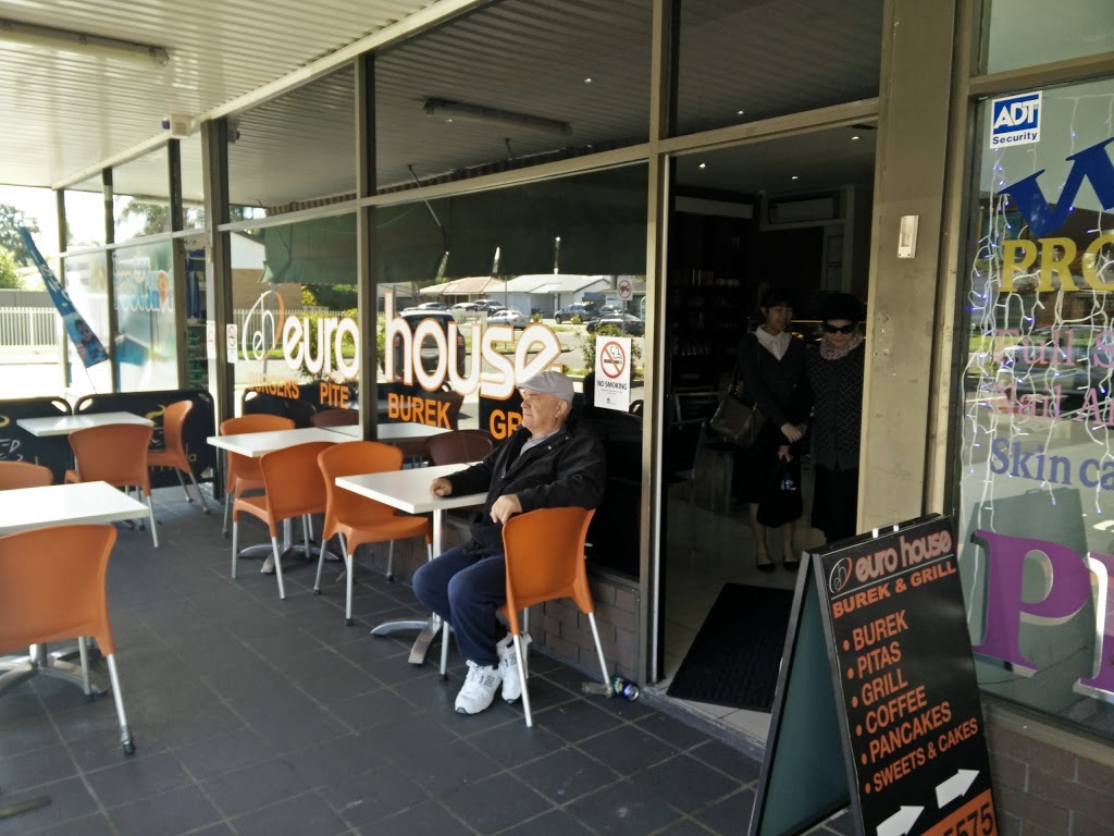 Eurohouse Burek & Grill | cafe | Shop 16 Cnr Bulls Rd &, Lomond St, Wakeley NSW 2176, Australia | 0296095575 OR +61 2 9609 5575