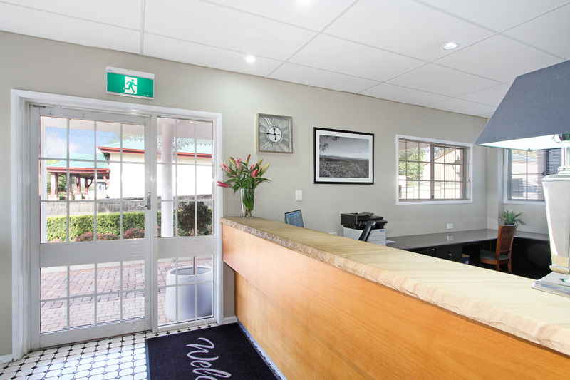 Quality Inn Ashby House Tamworth | lodging | 83-85 Ebsworth St, West Tamworth NSW 2340, Australia | 0267620033 OR +61 2 6762 0033