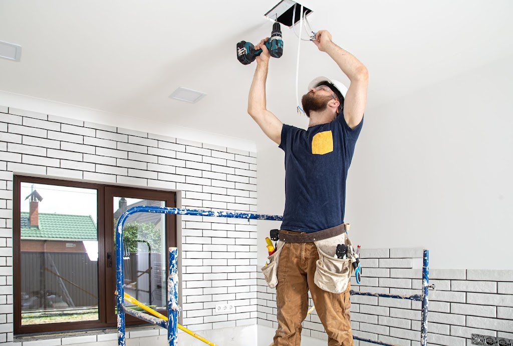 Venux Electrical | 85 Mount Nellinda Rd, Cooranbong NSW 2265, Australia | Phone: 0424 235 892