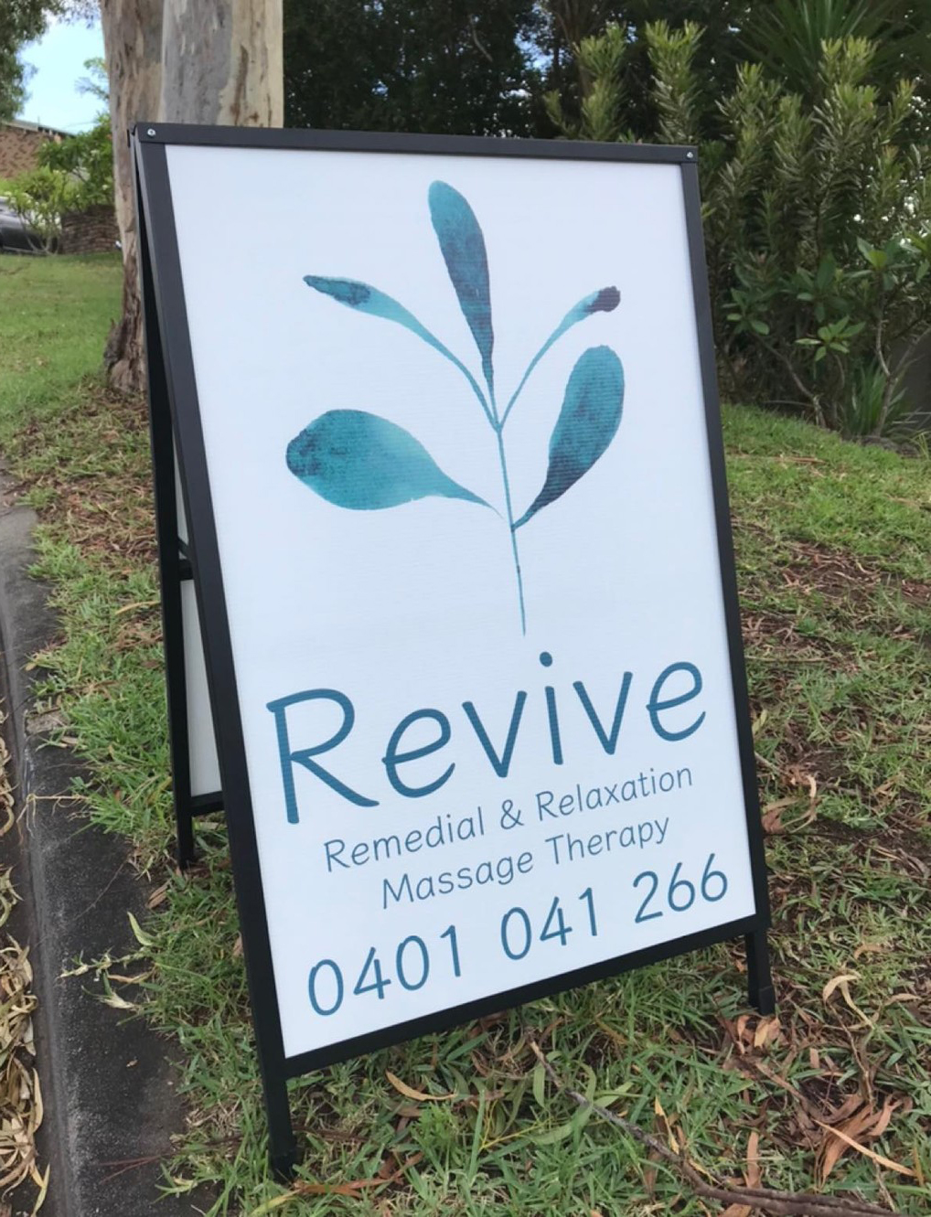 Revive Remedial & Relaxation Massage Therapy Menai | Bradman Rd, Menai NSW 2234, Australia | Phone: 0401 041 266