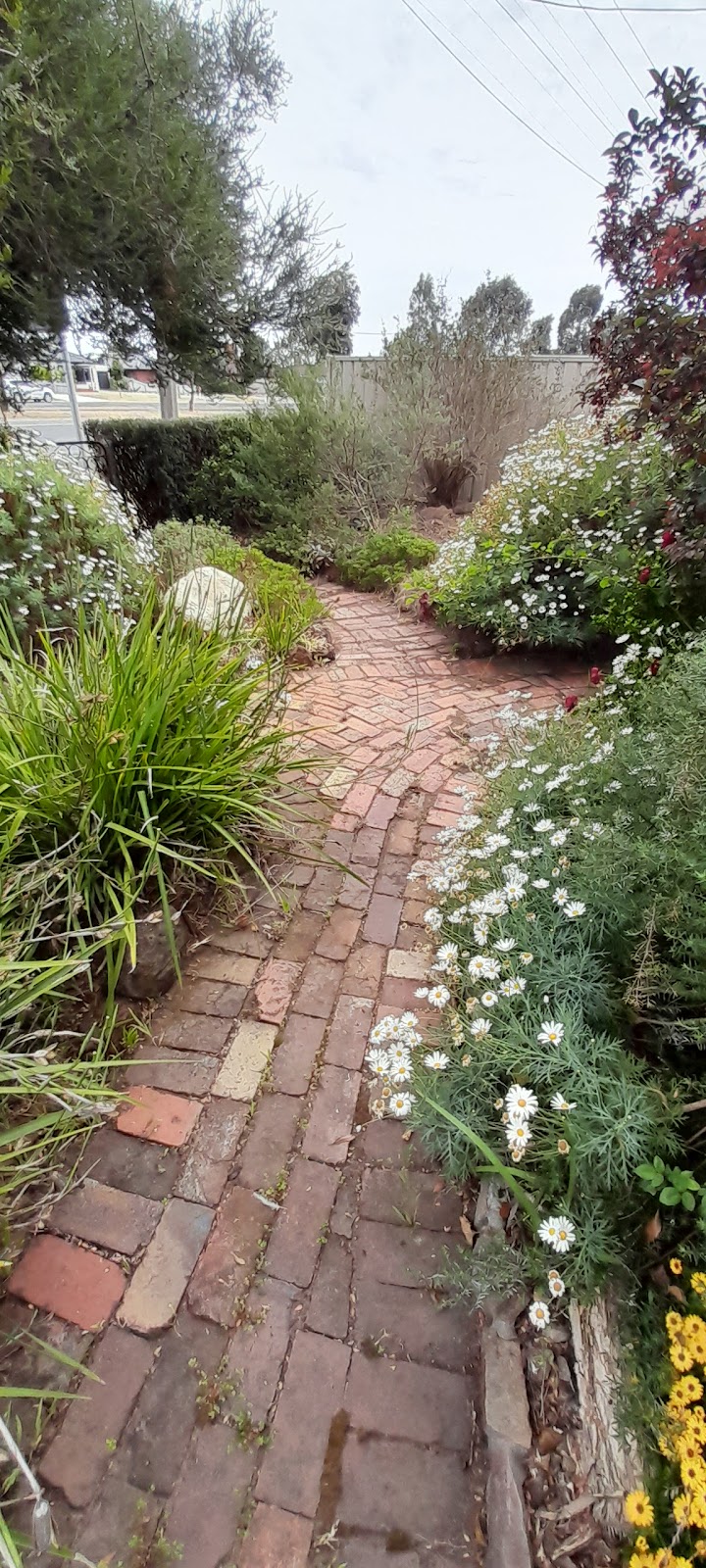 Blue Ute Garden Services | Natimuk Rd, Horsham VIC 3400, Australia | Phone: 0405 775 900