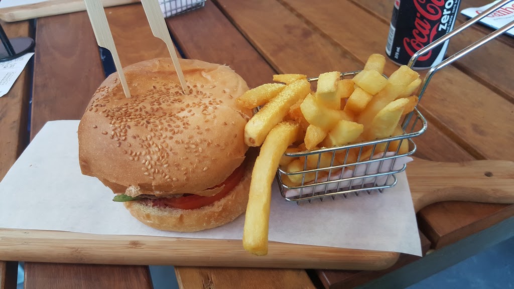 Burger With The Lot | restaurant | Casey Market Town, 3/15 Kingsland Parade, Casey ACT 2913, Australia | 0262411166 OR +61 2 6241 1166
