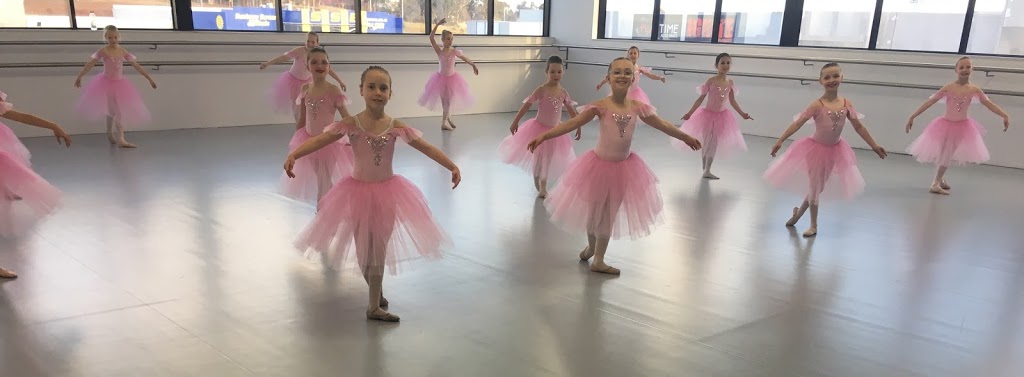 Carmel Amelia School of Dance Woodend | Buffalo stadium, Forest St, Woodend VIC 3442, Australia | Phone: 0438 322 371