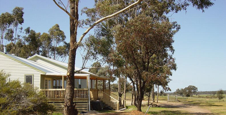 Ironbarks - Self Catered Farmstay | campground | 103 Gloury Rd, Dunolly VIC 3168, Australia | 0410689997 OR +61 410 689 997