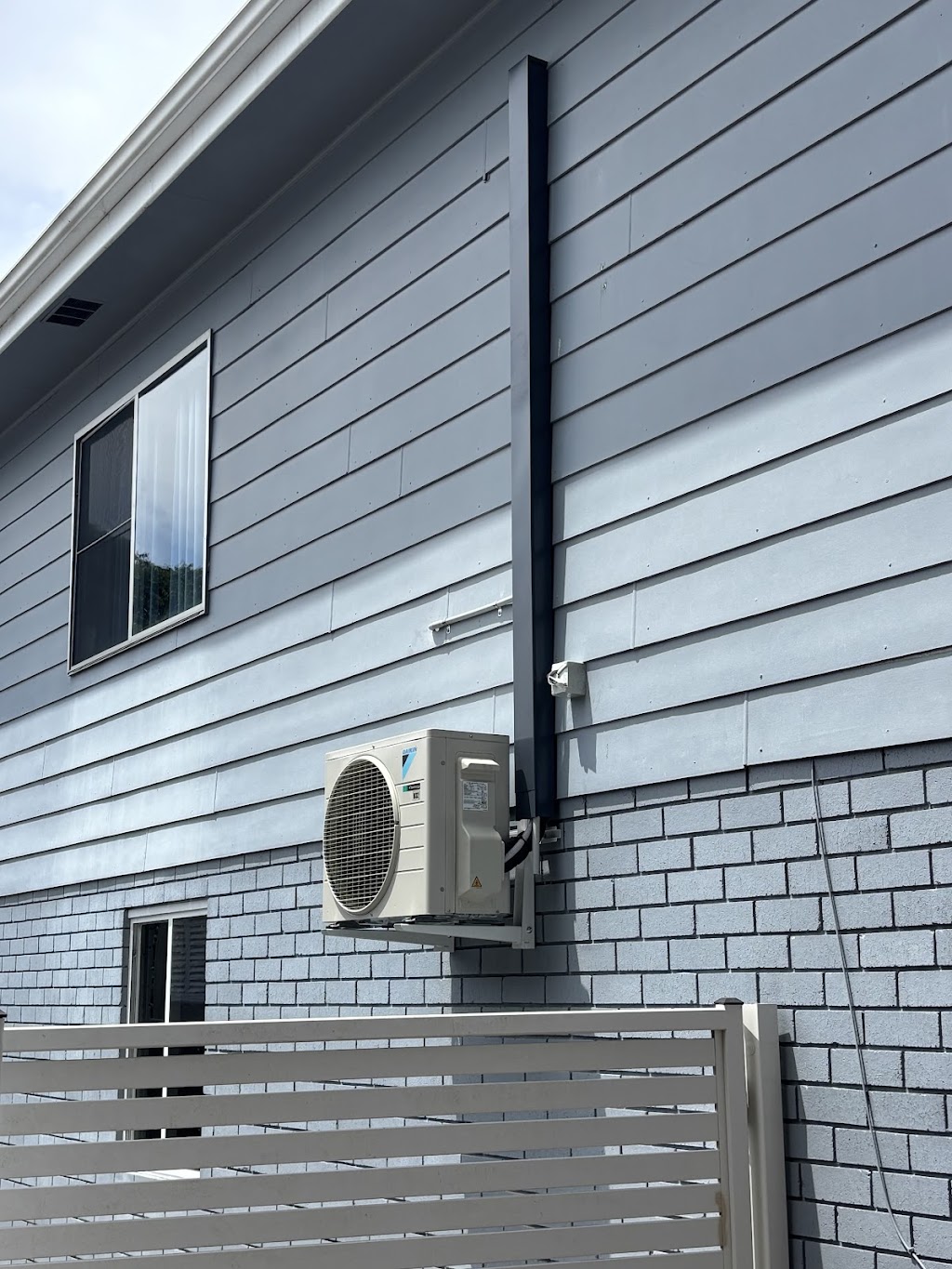 Cozy Airconditioning | 32 Second Ridge Rd, Smiths Lake NSW 2428, Australia | Phone: 0434 348 082