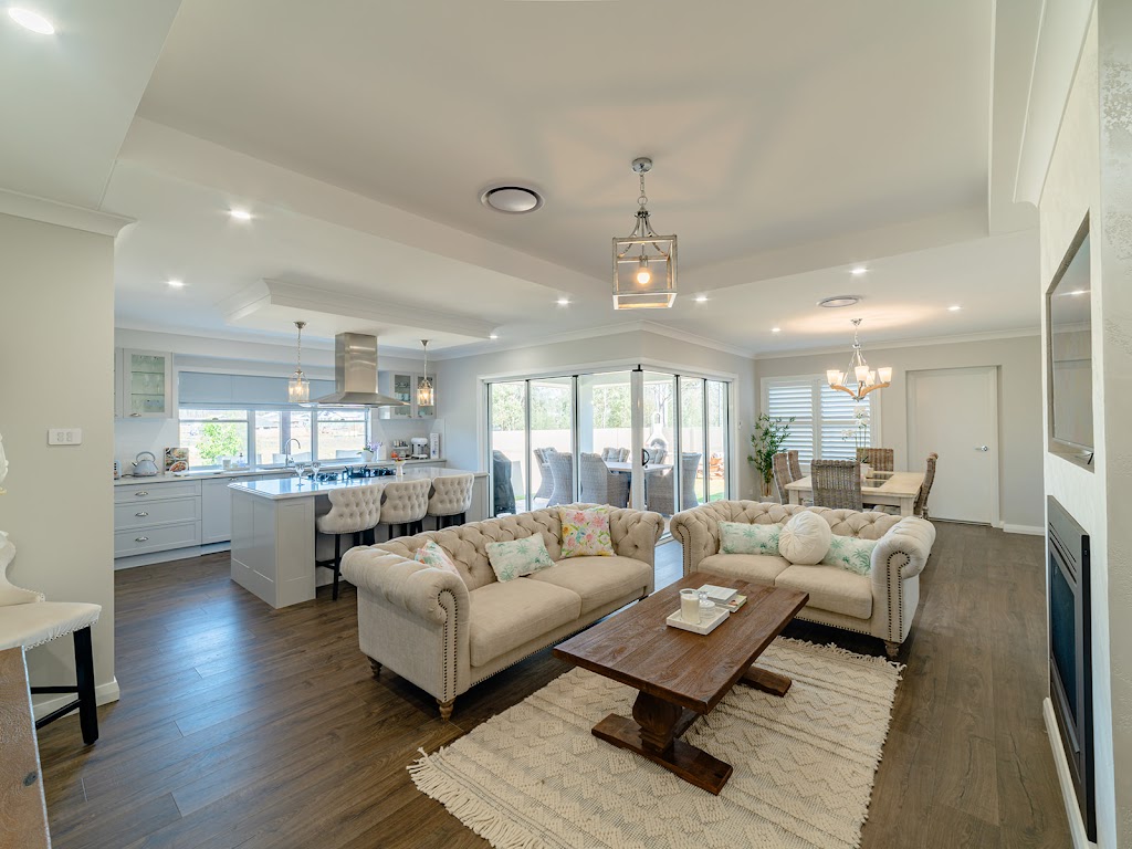 Huntlee House | 148 Triton Bvd, North Rothbury NSW 2335, Australia | Phone: 0451 349 958