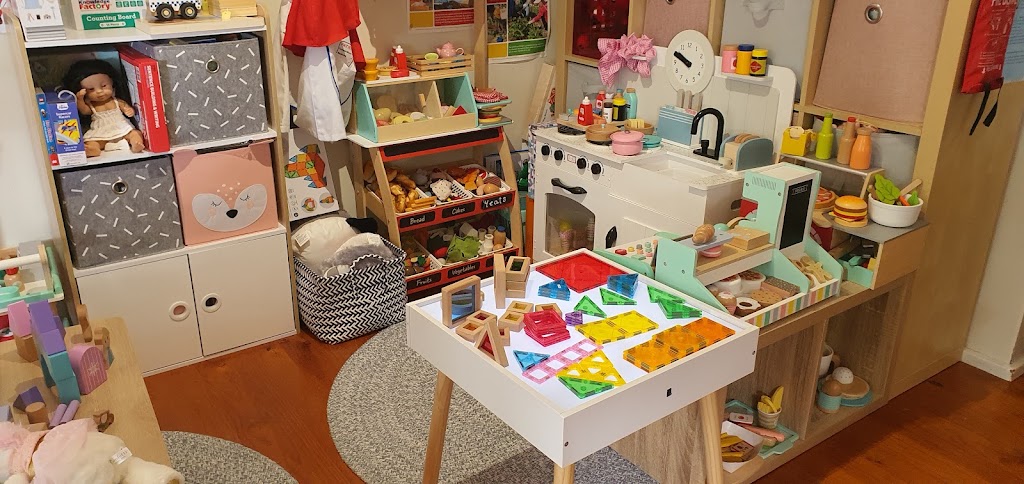 Little Dingos Family Day Care | 20 Koloona Dr, Emu Plains NSW 2750, Australia | Phone: 0450 929 175