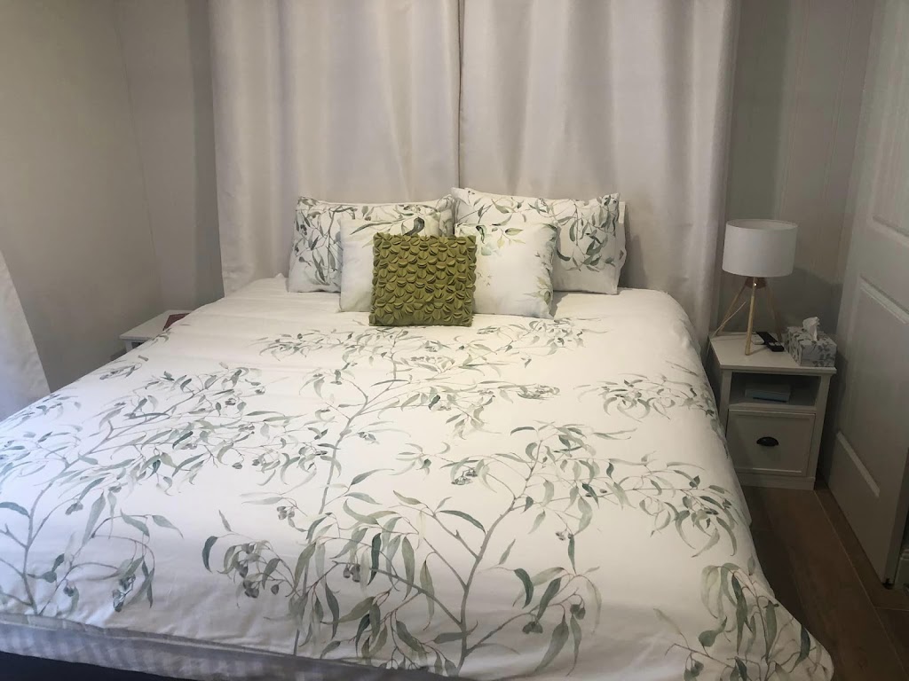 Alira House Bed and Breakfast | 34 Alira Ln, Binjura NSW 2630, Australia | Phone: 0421 340 805